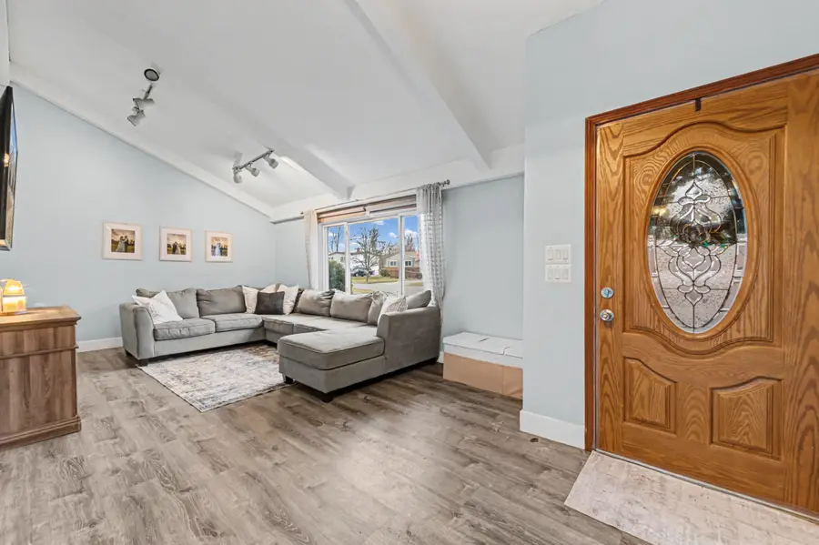 29550 Bretton, Livonia, MI 48152 - #3