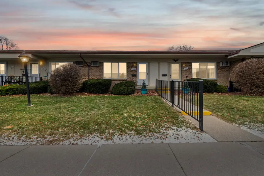 25229 Franklin Terrace Unit: 5, South Lyon, MI 48178 - #2