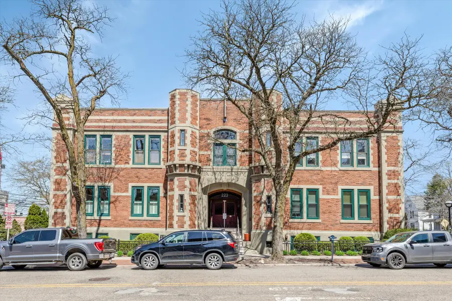 223 E Ann Street Unit: 1, Ann Arbor, MI 48104 - #3