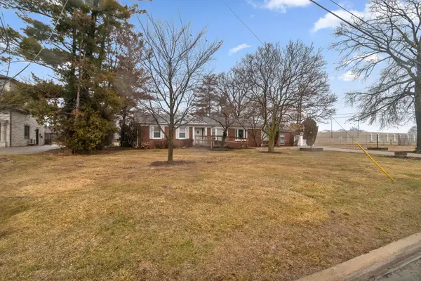 26204 Doxtator Street, DearbornHeights, MI 48127