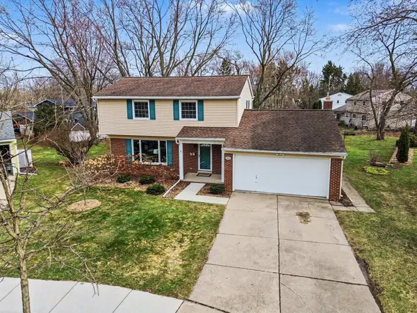 1631 Dicken Drive, AnnArbor, MI 48103