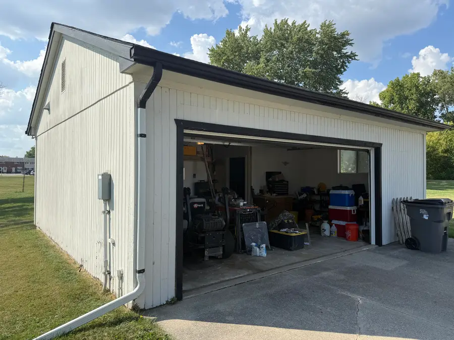 23880 Shook Road, Clinton Township, MI 48035 - #3