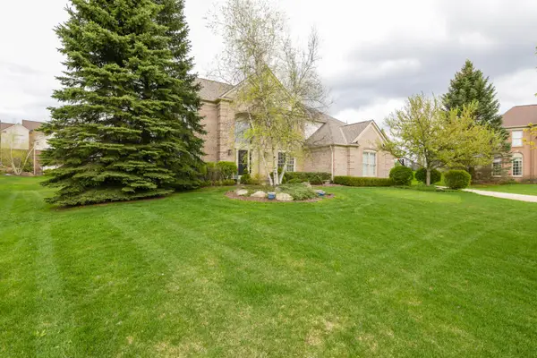 4949 Lexington Court, Rochester, MI 48306
