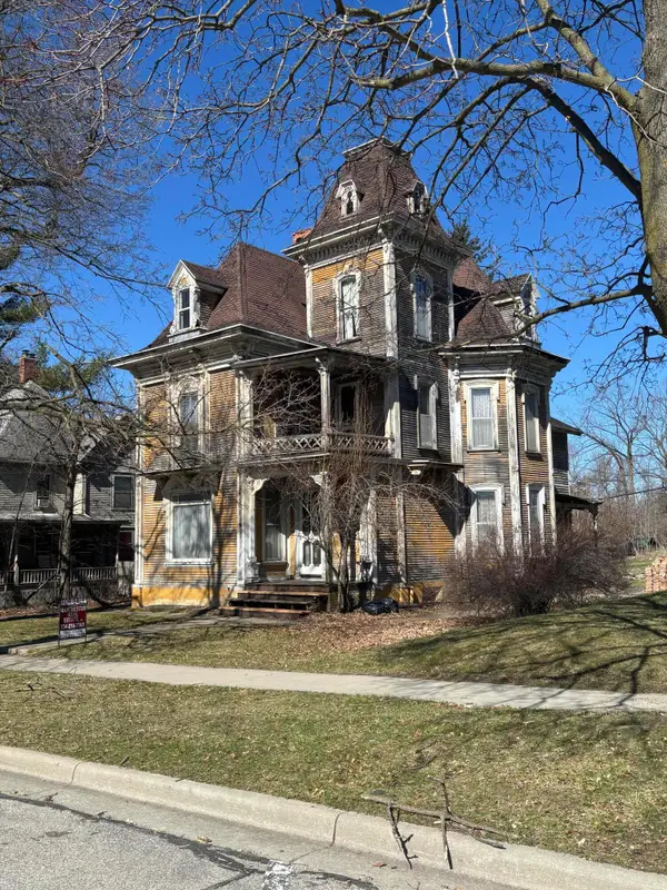 112 W Main Street, Manchester, MI 48158