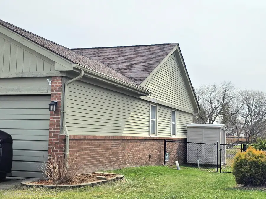 2545 Woodmont Drive E, Canton, MI 48188 - #2