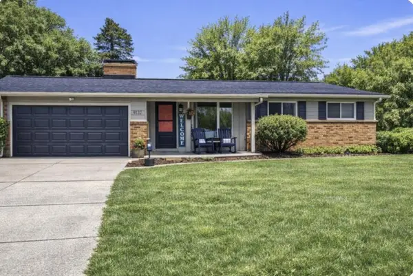 3733 Ridgefield Road, Lansing, MI 48906