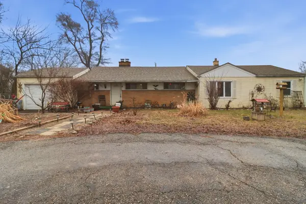 1611 Weymouth Street, WestBloomfield, MI 48324