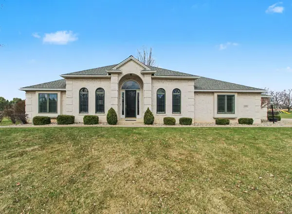 1100 Longview Lane, Saline, MI 48176