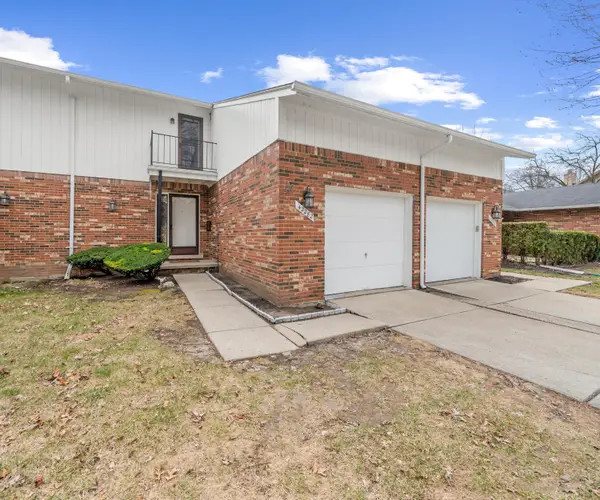 42282 E Edward Drive Unit: 258, ClintonTownship, MI 48038