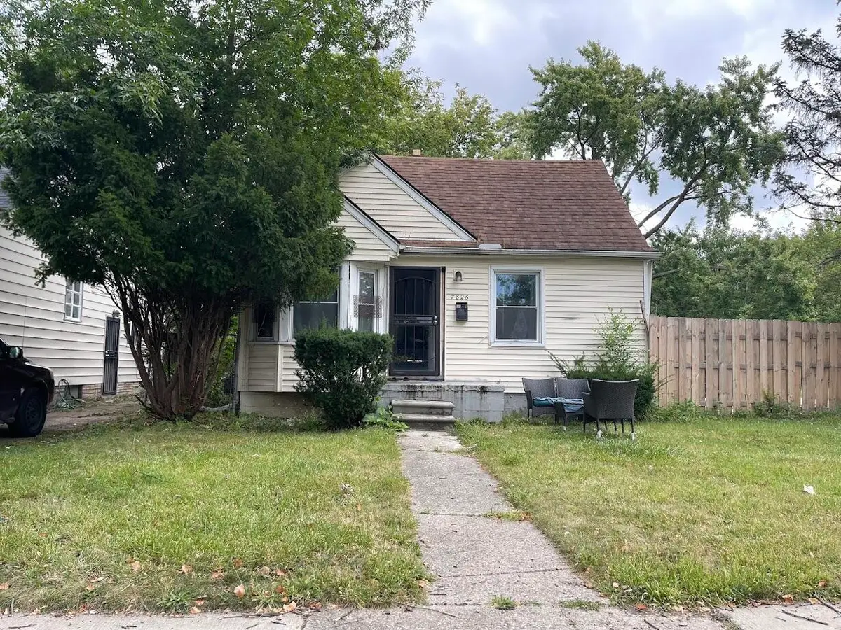 7826 Stahelin Avenue, Detroit, MI 48228 - #1