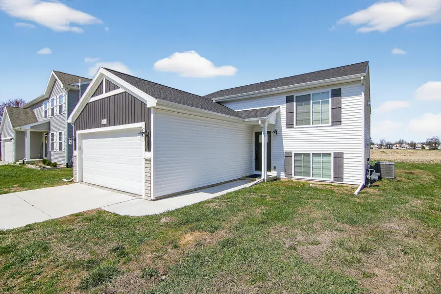 2106 Farm Valley Road, Adrian, MI 49221 - #3