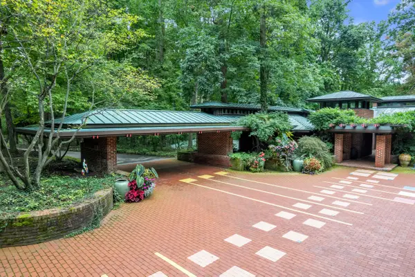 5140 Turtle Point Drive, AnnArbor, MI 48105