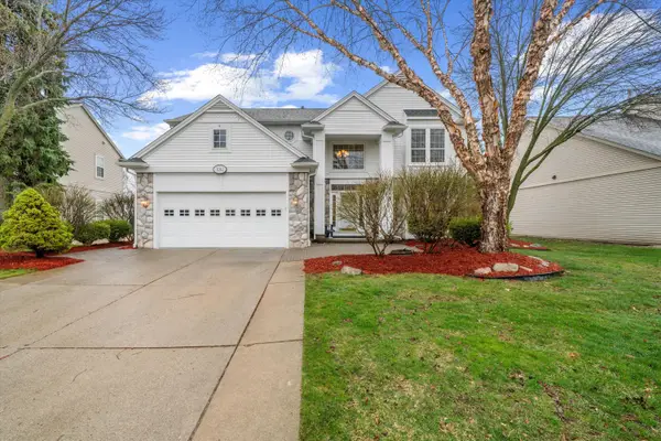 1042 Equestrian Drive, SouthLyon, MI 48178