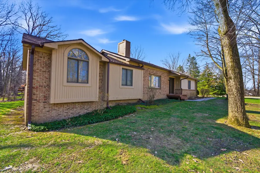 6241 Gatewood, West Bloomfield, MI 48322 - #3