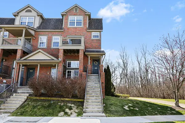 2904 Barclay Way, AnnArbor, MI 48105