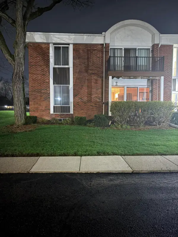 29502 Bobrich Street Unit: 23, Livonia, MI 48152