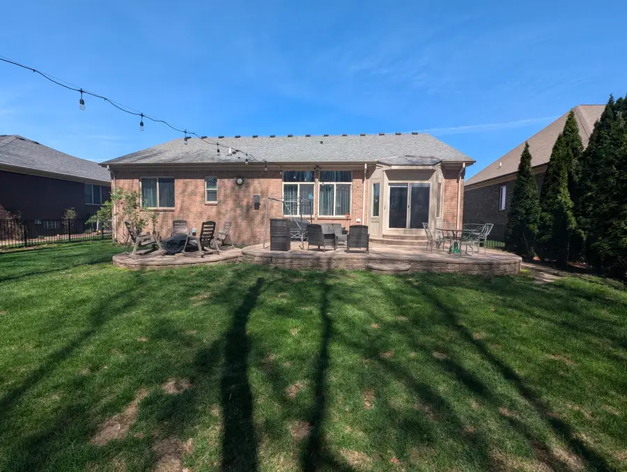 45654 Lookout Drive, Macomb, MI 48044 - #3