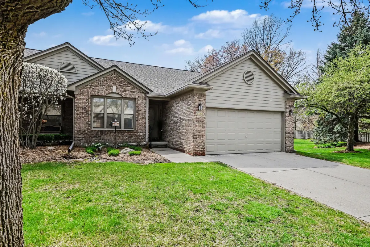 4426 Glenoaks Court, Warren, MI 48092 - #1