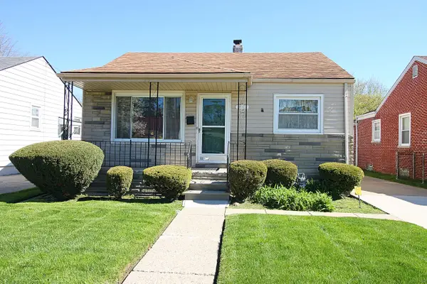 18905 Woodland Street, HarperWoods, MI 48225
