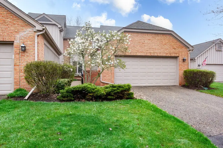 37834 Siena Drive, Farmington, MI 48331 - #2