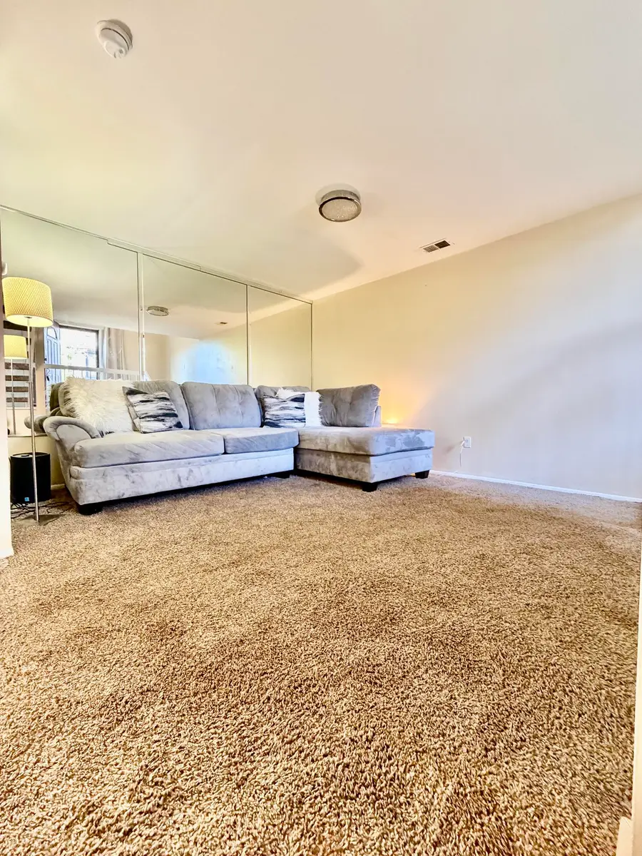 14116 Ziegler Street Building: 6, Taylor, MI 48180 - #3