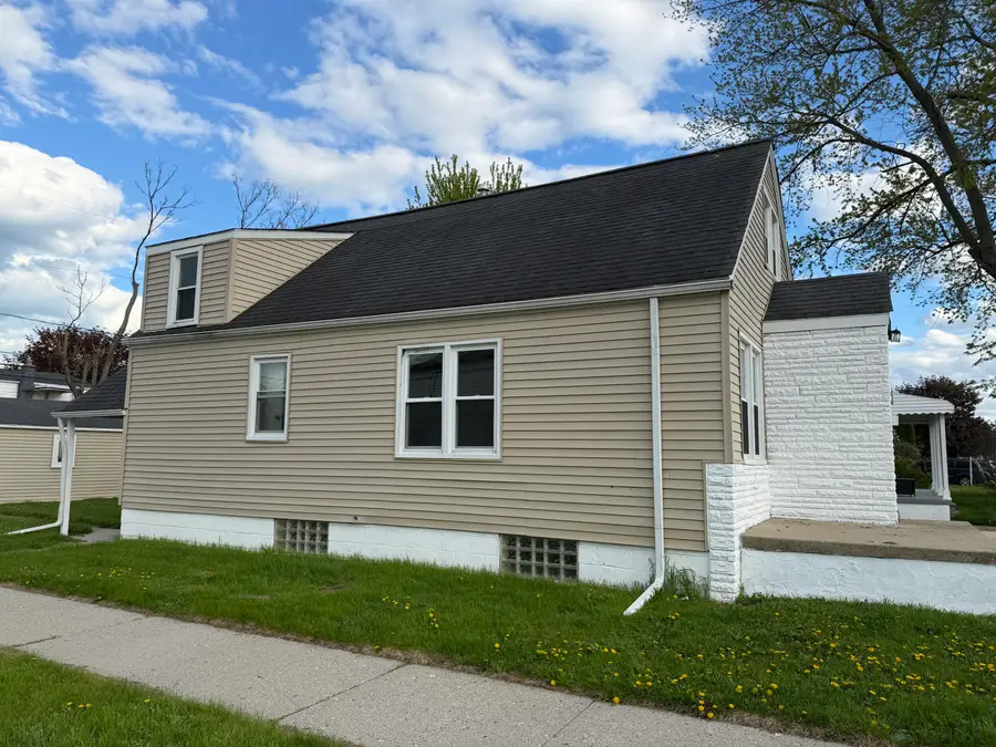 22864 Piper Avenue, Eastpointe, MI 48021 - #2