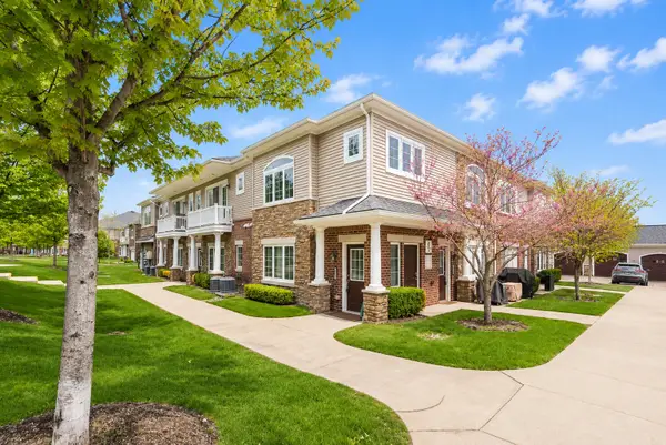 5535 Arbor Chase Drive, AnnArbor, MI 48103