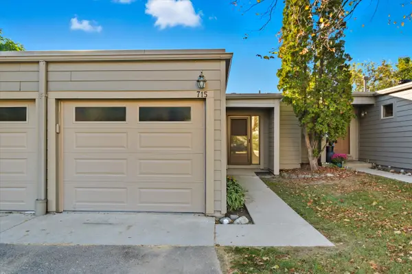 715 Skynob Drive, AnnArbor, MI 48105