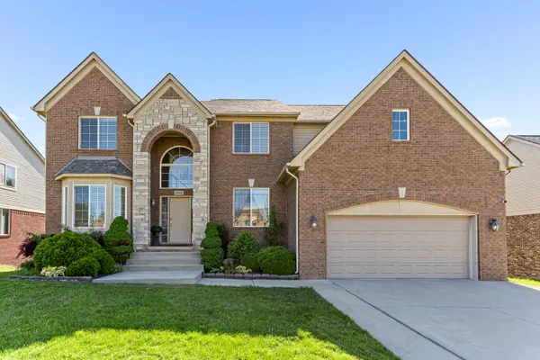 6960 Norway Drive, Troy, MI 48085