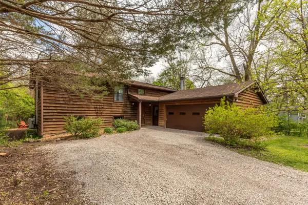 2739 Kimberley Road, AnnArbor, MI 48104