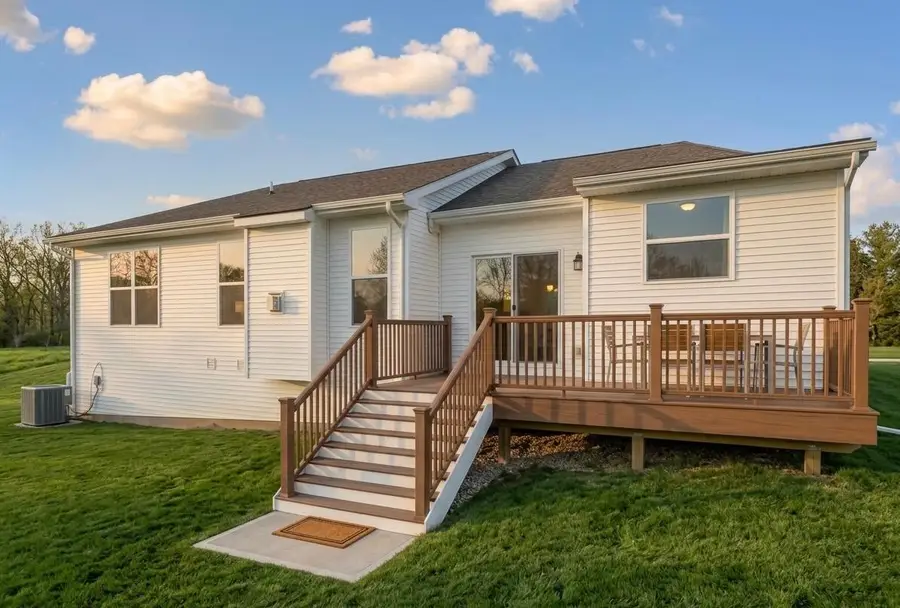 28510 Coyote Court, New Hudson, MI 48165 - #2