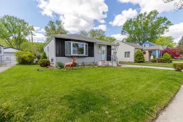 23636 Beverly Street, StClairShores, MI 48082