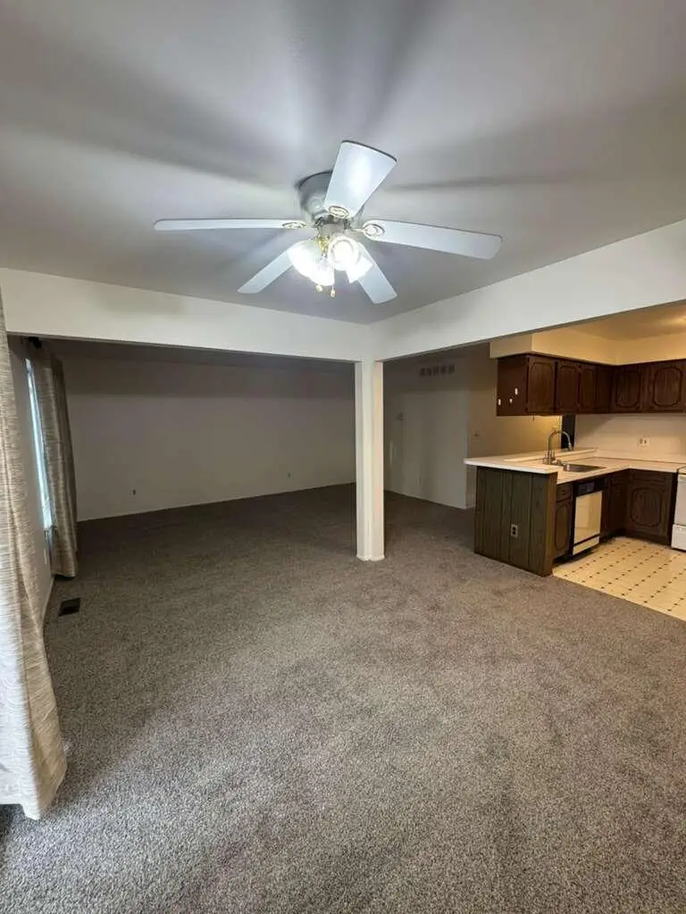 37102 Aberdeen Drive Unit: 10, Sterling Heights, MI 48312 - #3