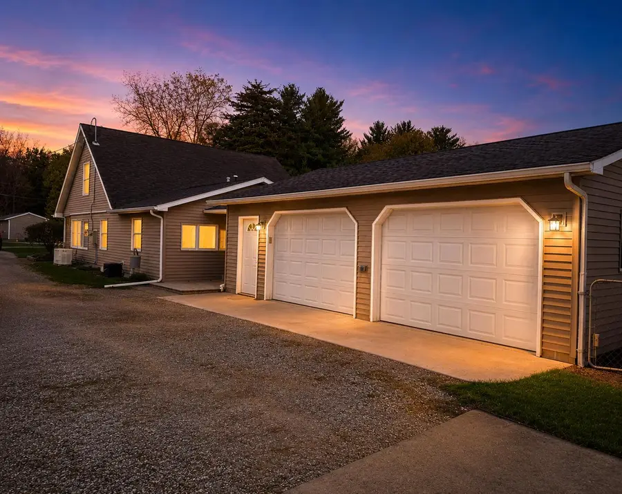 536 N Clyde Road, Midland, MI 48640 - #2