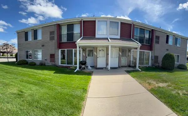 503 Sunset Lane, StClairShores, MI 48082