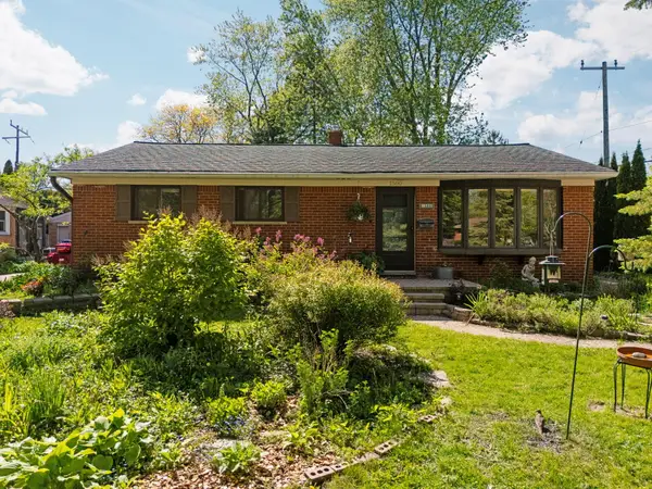 1500 Las Vegas Drive, AnnArbor, MI 48103