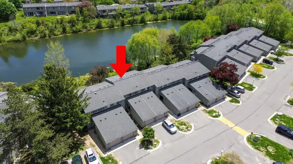 740 Peninsula Court, AnnArbor, MI 48105