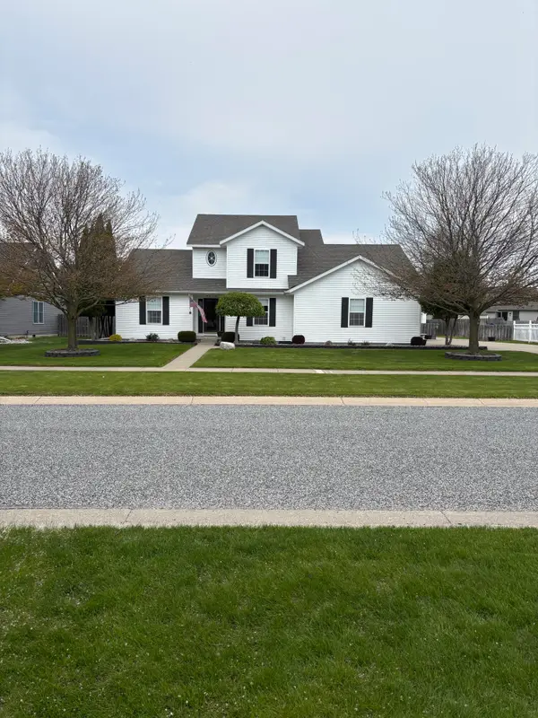 8876 Swancrest Drive, Saginaw, MI 48609