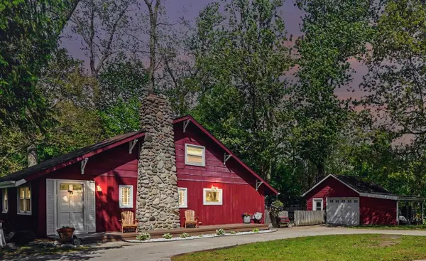 13760 N Territorial Road, Gregory, MI 48137
