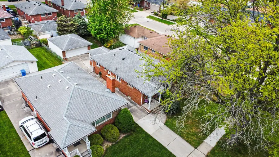 4114 Mckinley Street, Dearborn Heights, MI 48125 - #3
