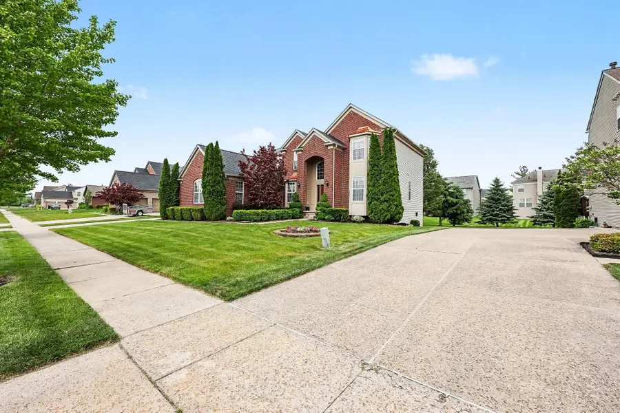 6871 Lakeway Street, Ypsilanti, MI 48197 - #2