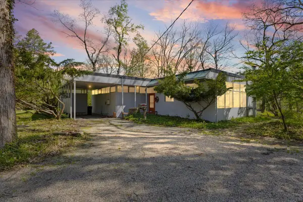 3575 E Huron River Drive, AnnArbor, MI 48104