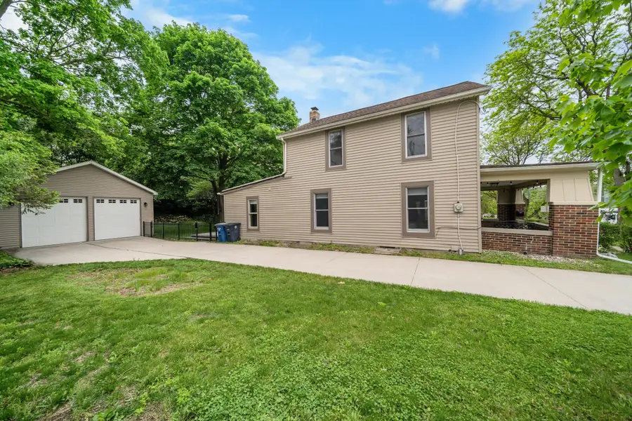703 Moore Street, Ann Arbor, MI 48105 - #3