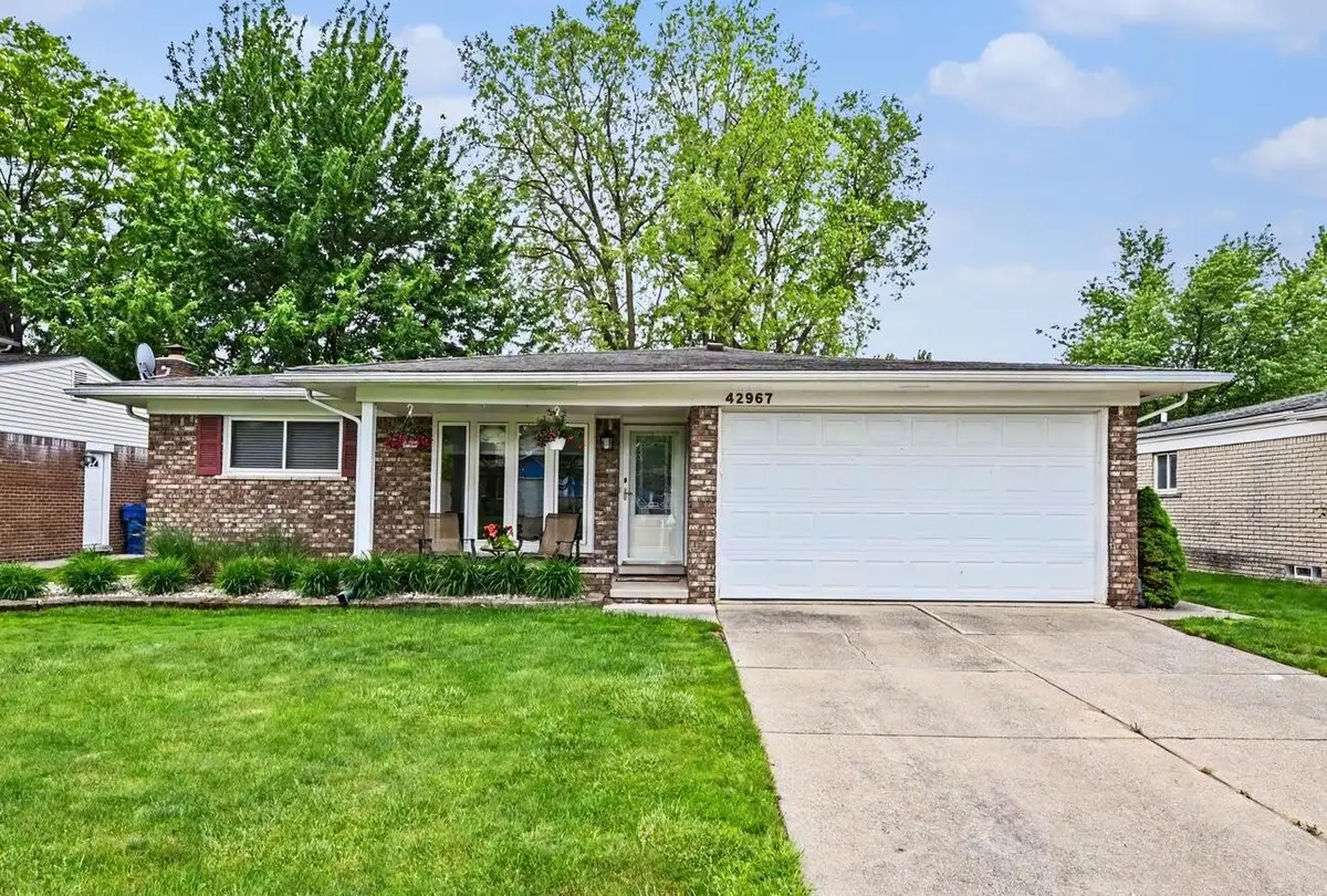 42967 Saxony Road, Canton, MI 48187 - #1