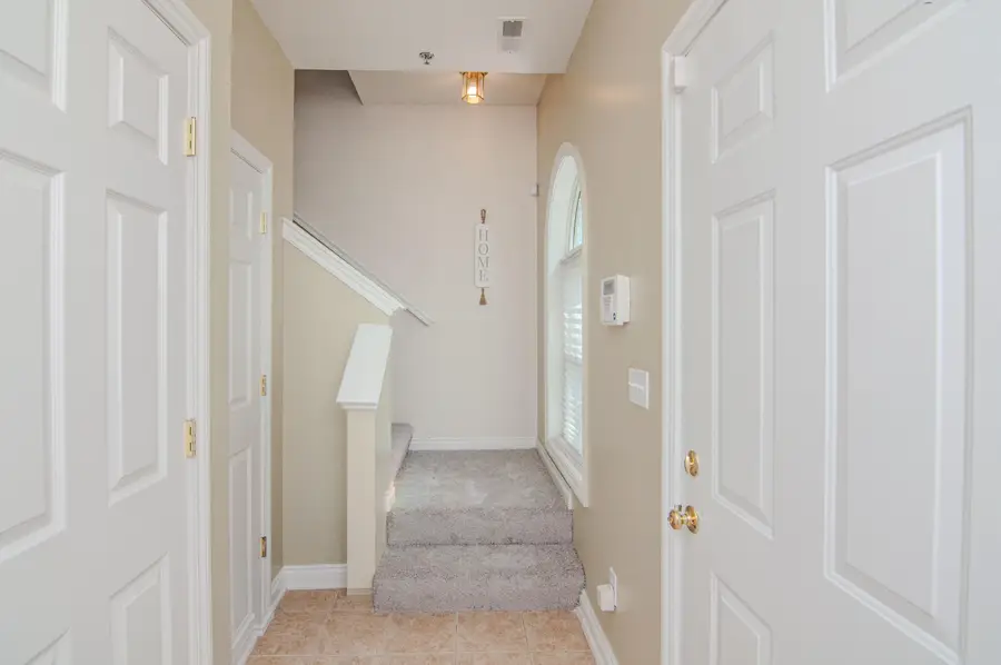 45587 N Stonewood Road, Canton, MI 48187 - #3