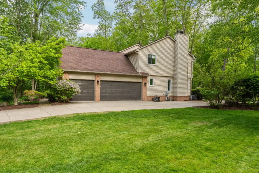7824 Turnberry Drive, Northfield, MI 48189 - #2