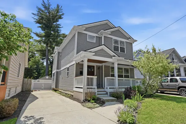 302 Dewey Street, RoyalOak, MI 48067