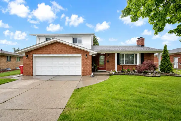 19402 Rockport Street, Roseville, MI 48066