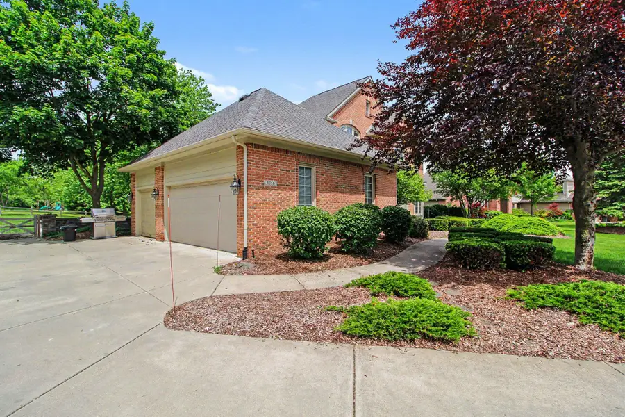4356 Lakeside Court, Pittsfield, MI 48108 - #3