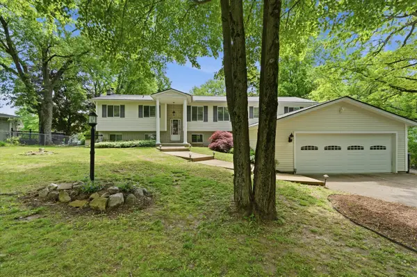 2639 Kathleen Drive, Brighton, MI 48114